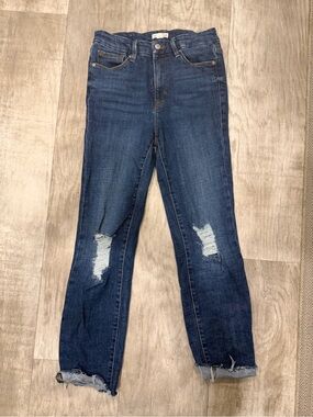 Good American Good Curve Straight Leg Distressed Jeans
